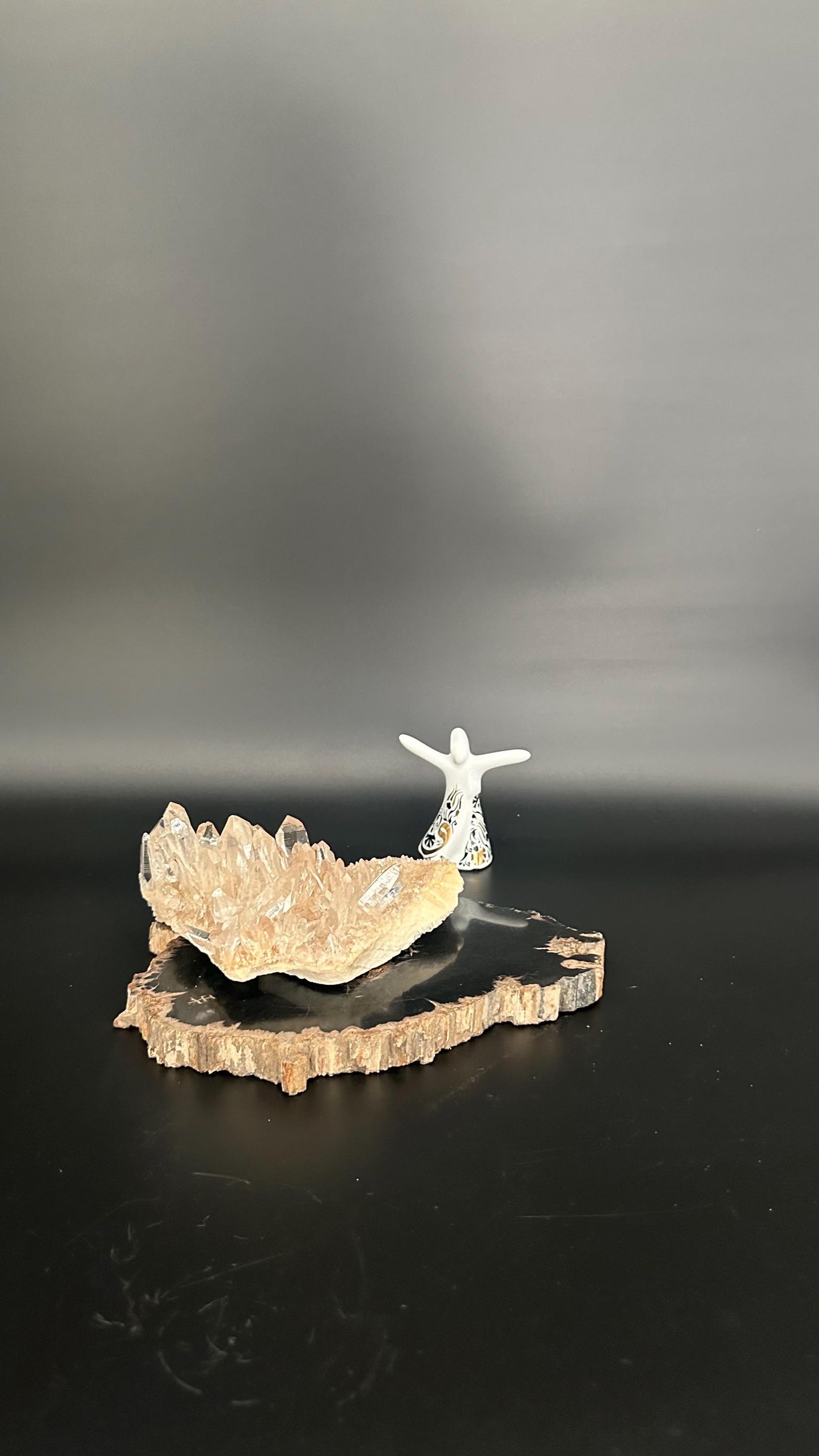 Himalayan Quartz Cluster Master Healer Energy Amplifier High Vibration Crystal for Meditation, Manifestation, and Chakra Balancing